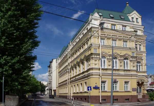 Дом на Остоженке, в котором находится квартира Андрея Малахова
