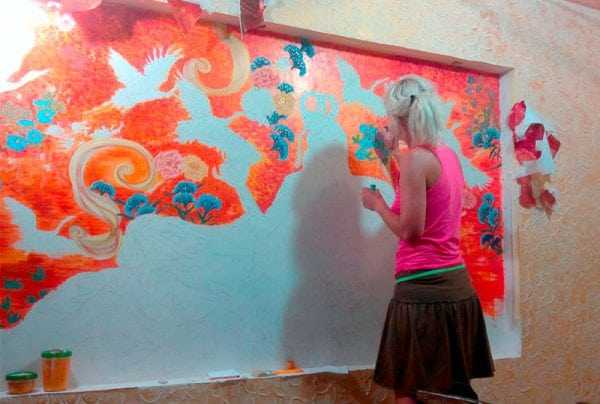 Краски для росписи стен