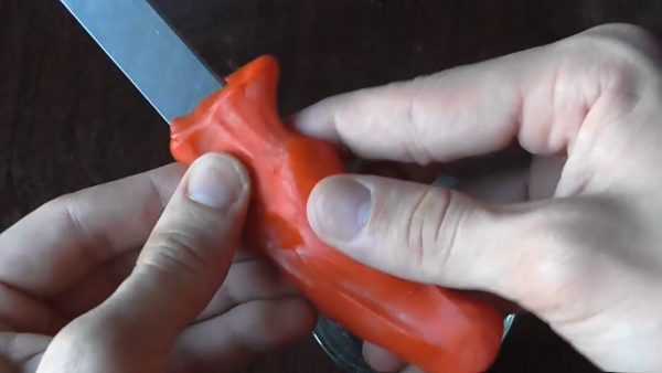 Рукоятка для самодельного ножа из полиморфного материала